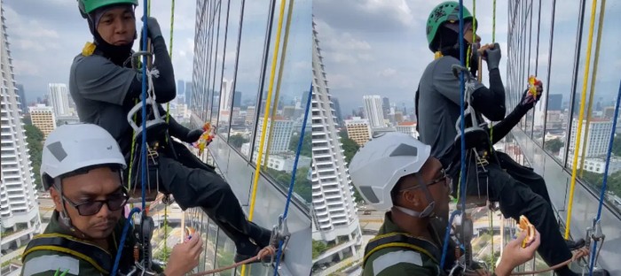Santuy! Petugas Pembersih Kaca Gedung Ini Makan di Atas Ketinggian Baca artikel detikfood, "Santuy! Petugas Pembersih Kaca Gedung Ini Makan di Atas Ketinggian" selengkapnya https://food.detik.com/info-kuliner/d-7802298/santuy-petugas-pembersih-kaca-gedung-ini-makan-di-atas-ketinggian. Download Apps Detikcom Sekarang https://apps.detik.com/detik/
