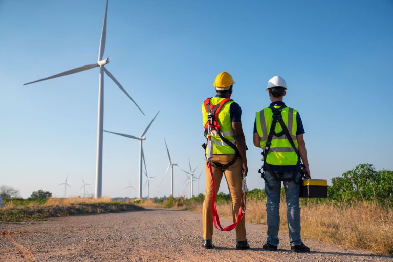 Keselamatan Kerja di Industri Energi Terbarukan