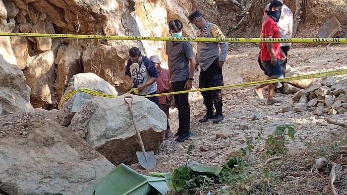 Pria Lansia di Pangkep Tewas Tertimpa Batu Besar dari Tebing Longsor